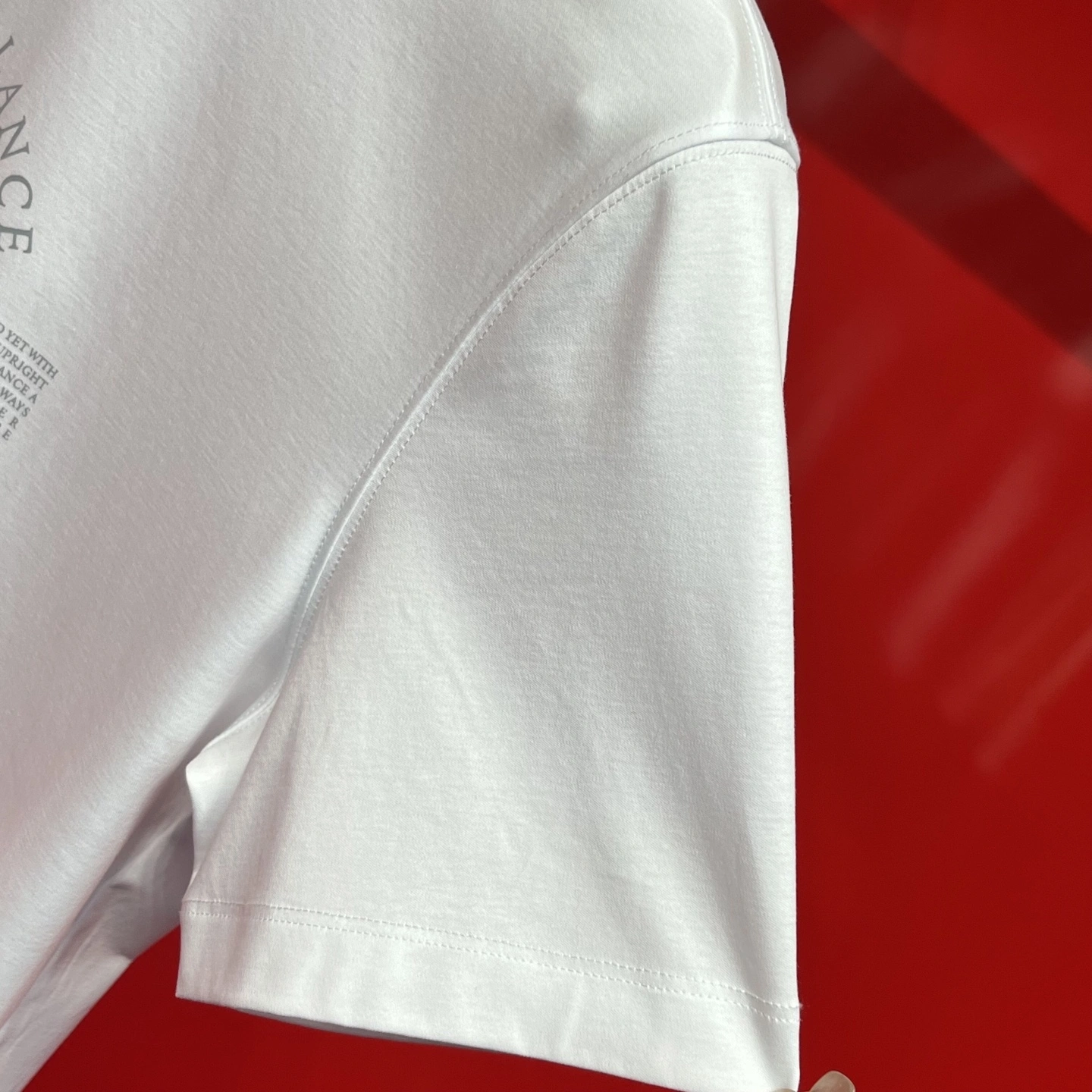 wg.luxury- 2ru9588o T-shrit 3colour item:E-F501C1131-3